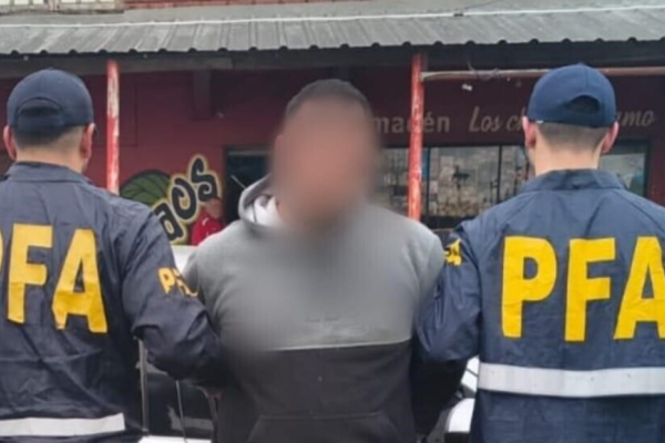 Detienen a un albañil acusado de ofrecer caramelos a niños en su barrio para abusar de ellos