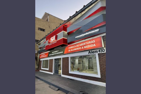NSA Puertas y Ventanas abrió una nueva sucursal en ciudad de La Banda
