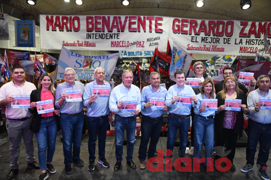 Plenario en Red Star.